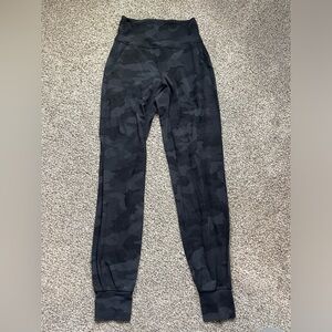Lululemon align joggers black camo